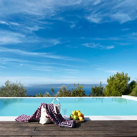 Luxury In 2 Villa Kechria