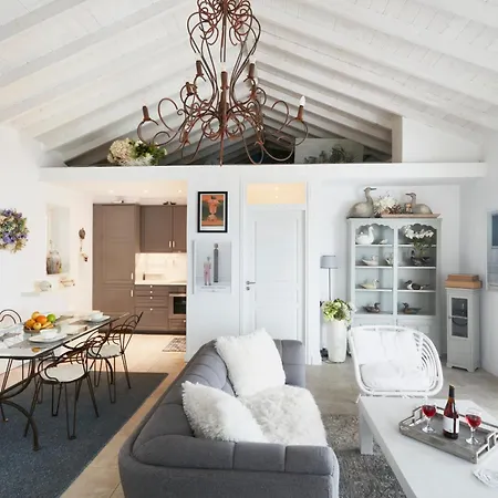 Luxury In 2 Villa Kechria