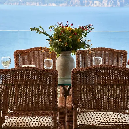 Luxury In 2 Kechria